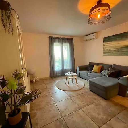 Casarella Bulle De Paix En Corse Entre Terre Et Lucciana (Corsica)